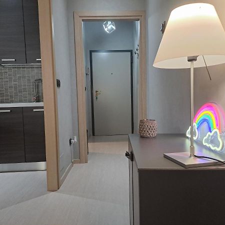 Appartamento Nel Cuore Di Parma - Laterale Via Farini Екстериор снимка